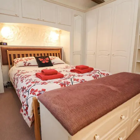 Holiday home Haworth Barn